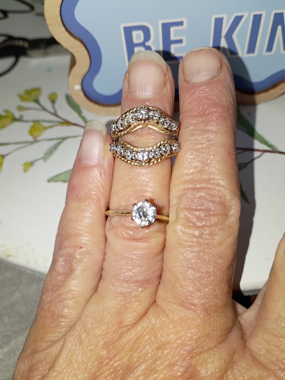 Beautiful Unique 14 Kt Gold Wedding Set - Picture 7 of 9